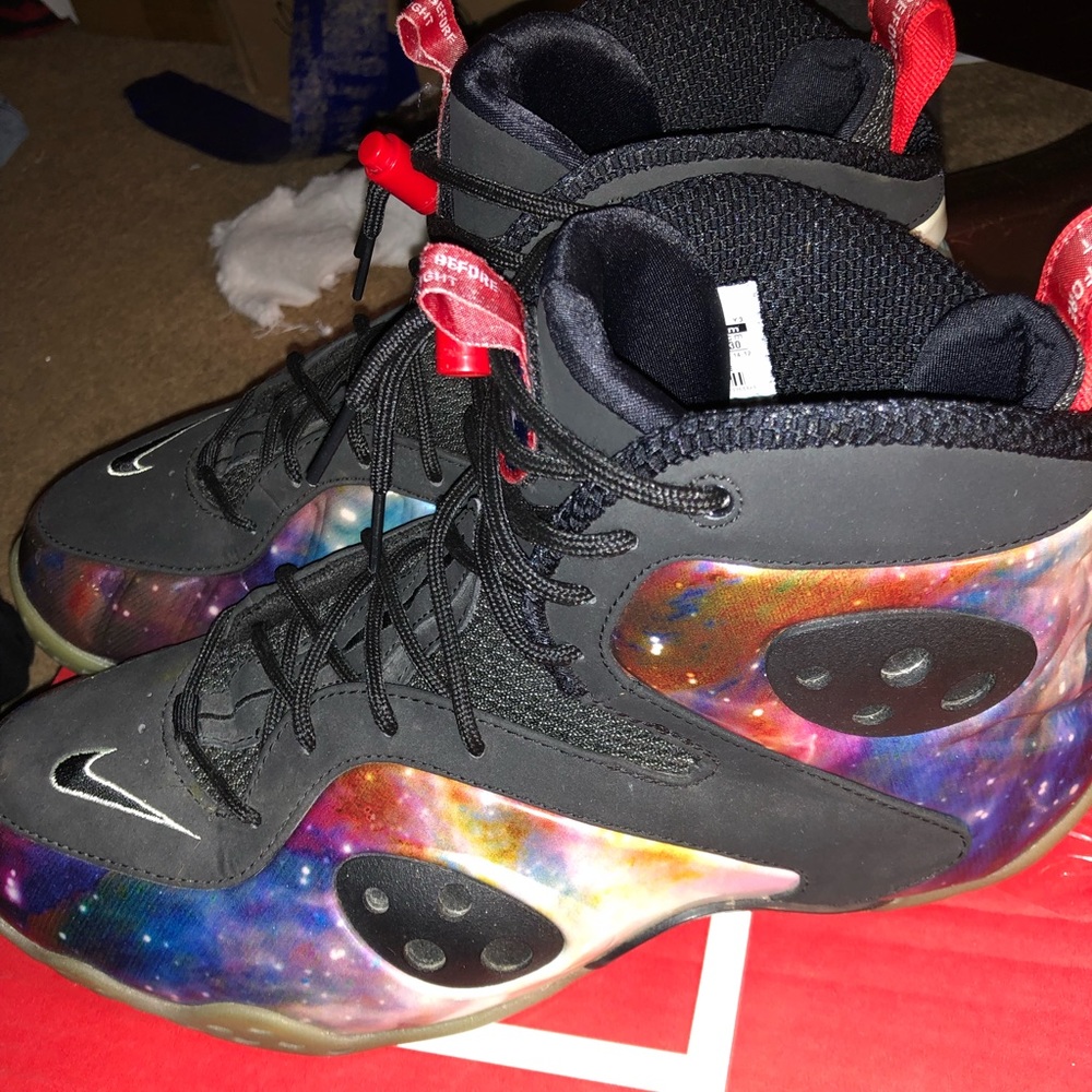 Nike Galaxy Rookies